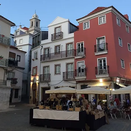 Lejlighed Lovelystay - Little In The Heart Of Alfama *
